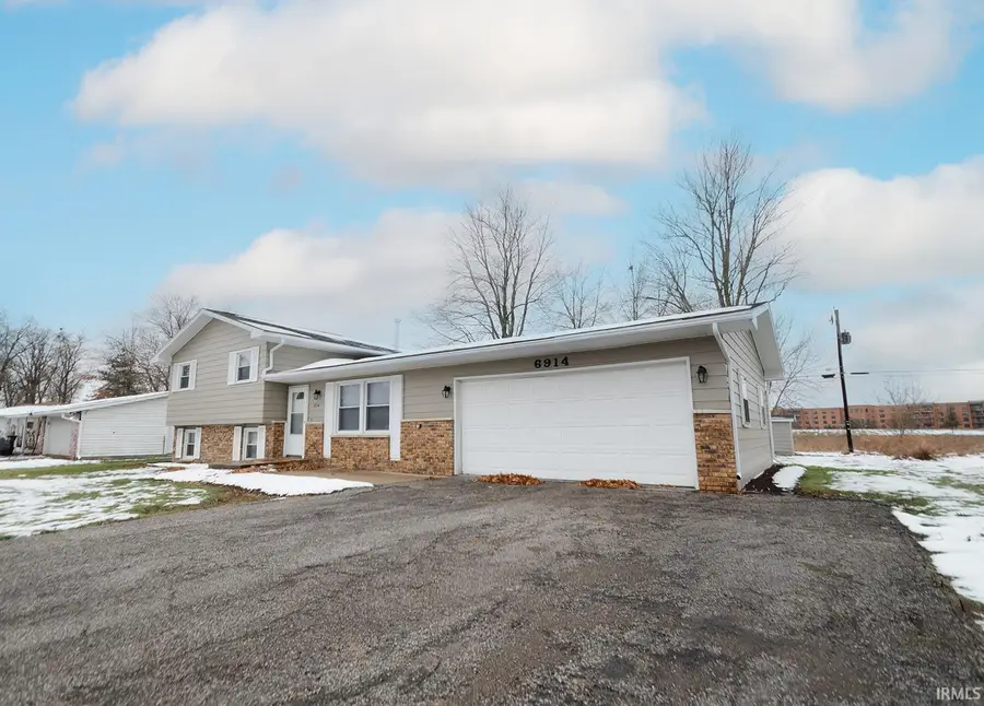 6914 Autumn View Drive, Fort Wayne, IN 46816 - Image #2