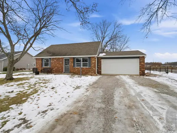 8003 Hosler Road, Leo, IN 46765