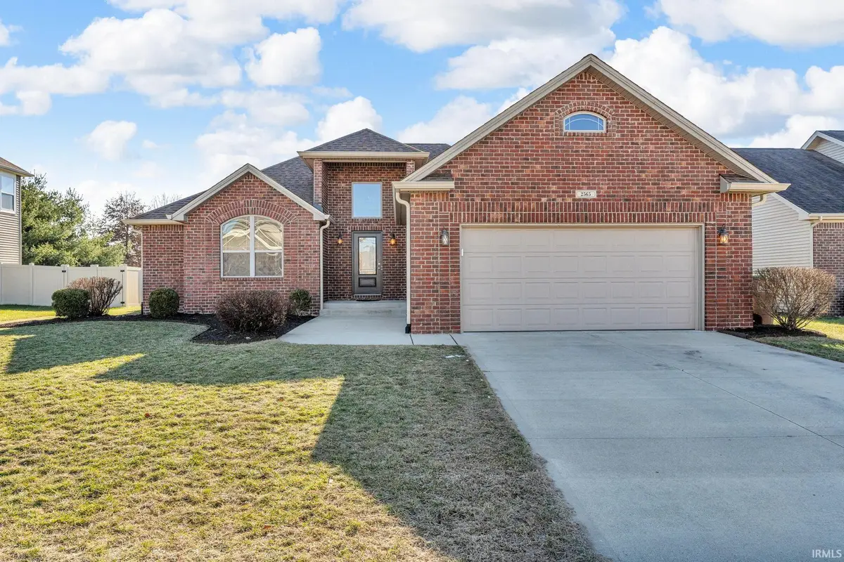 2565 Coneflower Court, Columbus, IN 47201 - Image #1