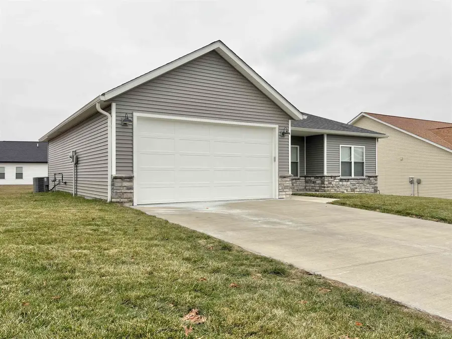 7532 W Upland Drive, Bloomington, IN 47404 - Image #2