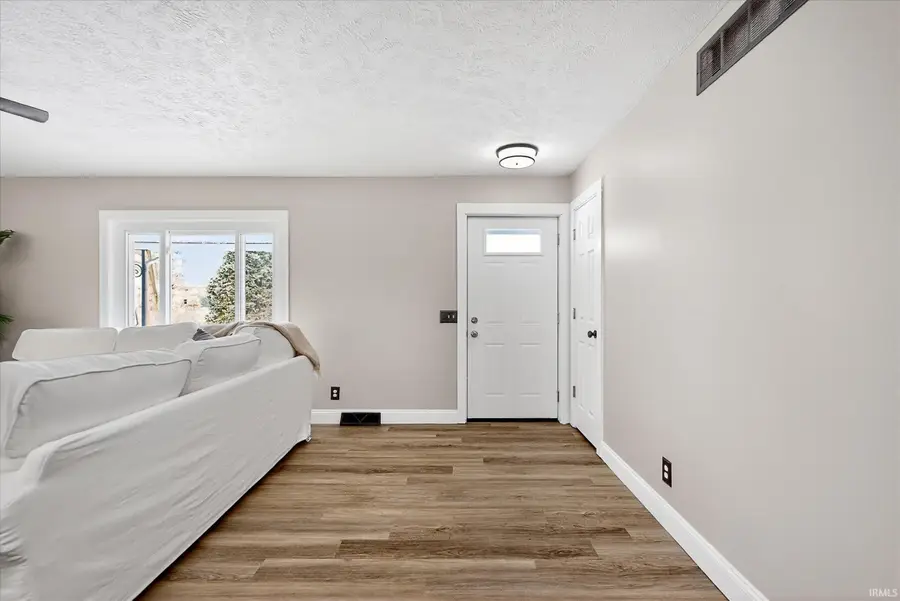 105 E North Street, Rossville, IN 46065 - Image #3