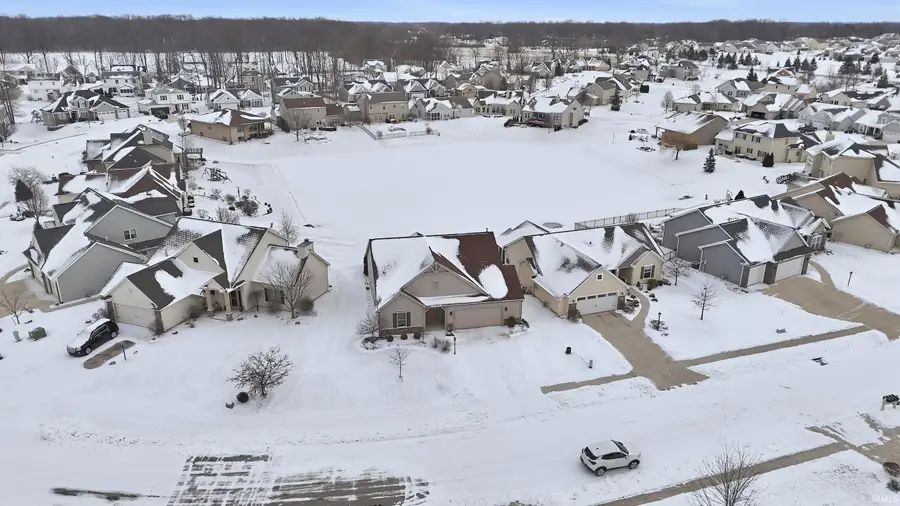 7119 Evansbrook Drive, Fort Wayne, IN 46835 - Image #2