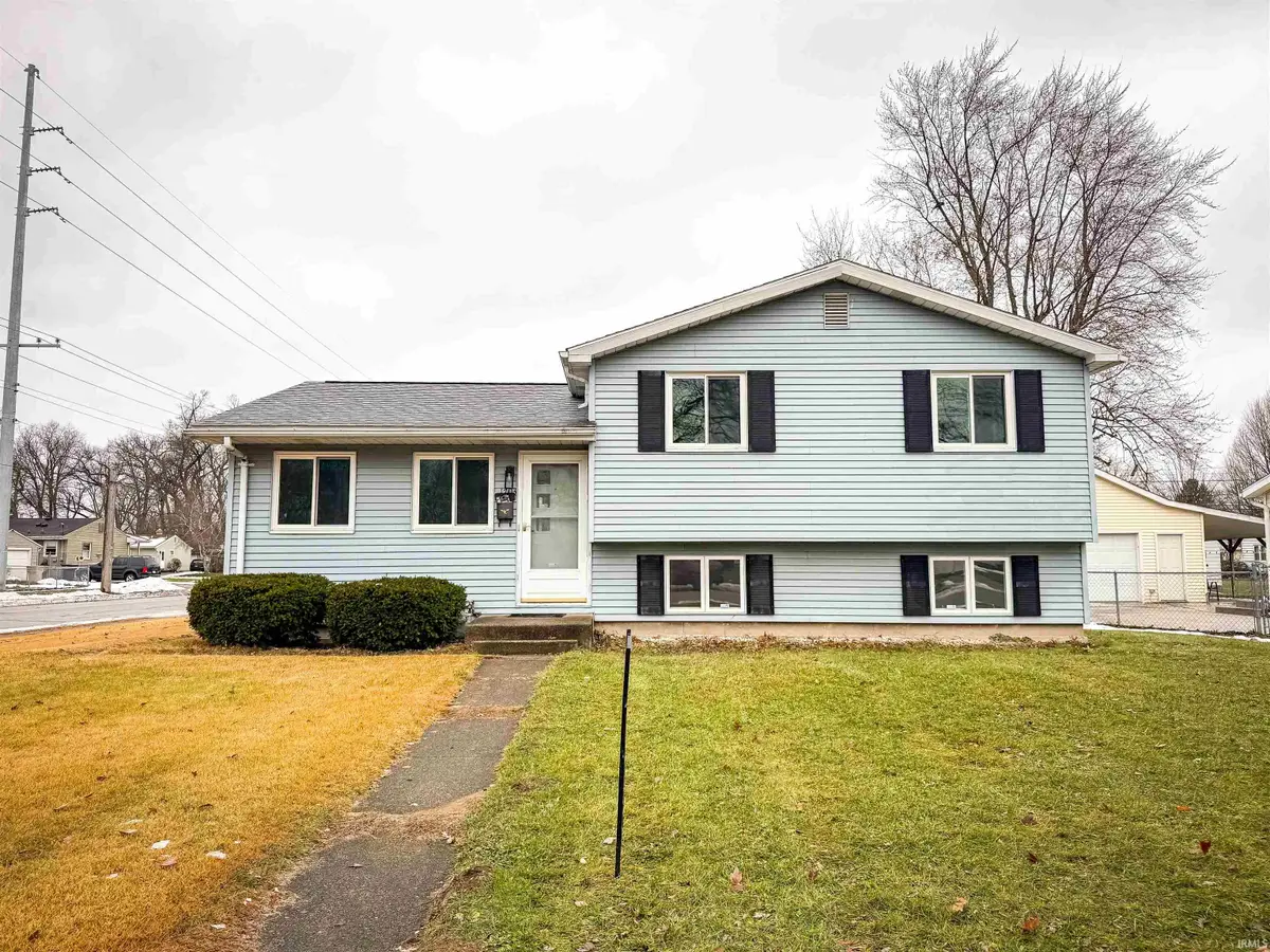 1703 Crestwood Boulevard, South Bend, IN 46635 - Image #1