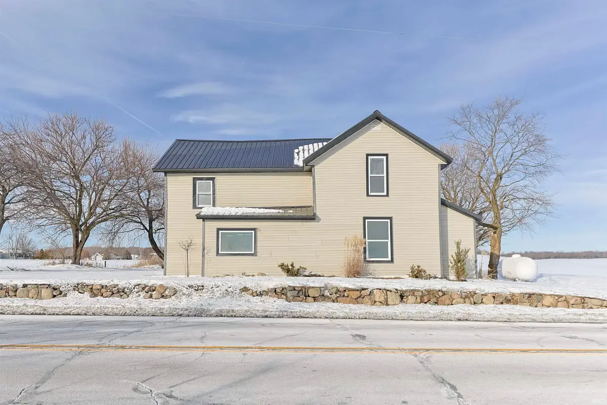 18187 Us Highway 6, Syracuse, IN 46567 - #1