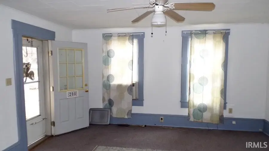 208 S 10th Street, Vincennes, IN 47591 - #3