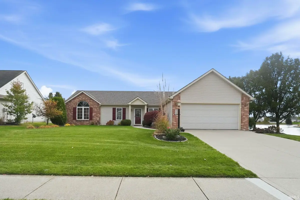 9704 Kildare Crossing, Fort Wayne, IN 46835 - Image #1