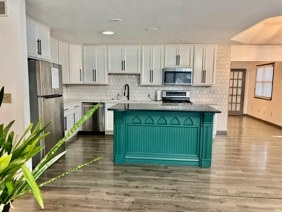 304 Georgian Lane, Logansport, IN 46947 - #3