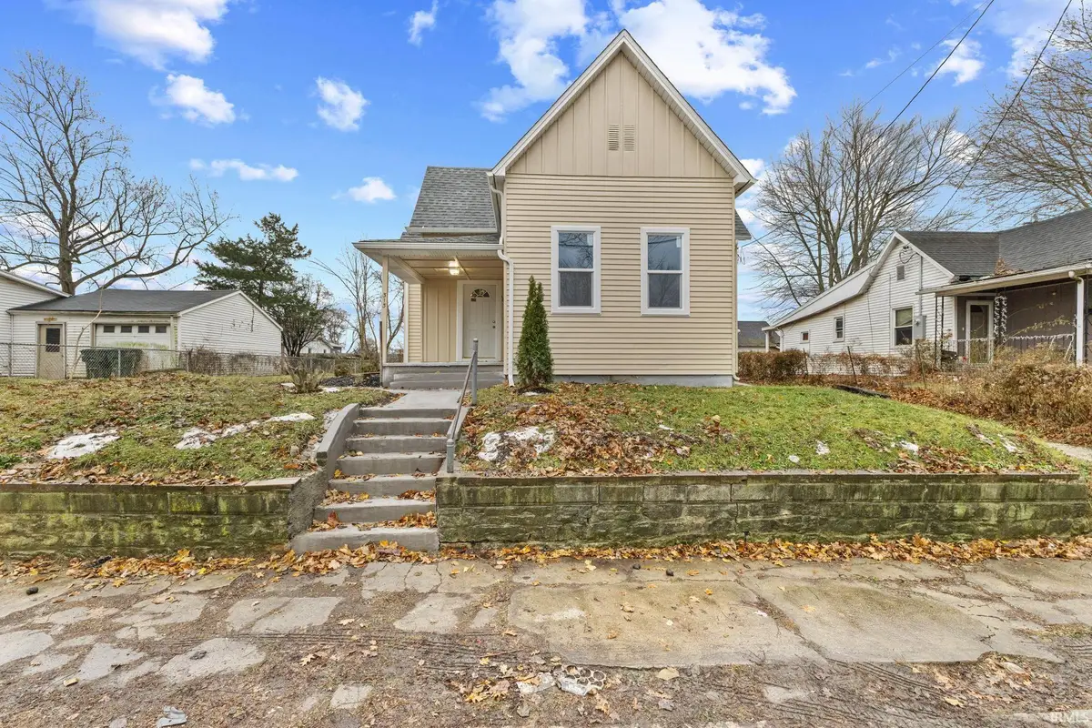 313 W 10th Street, Muncie, IN 47302 - Image #1