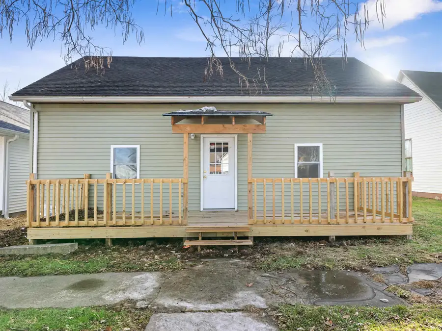 612 W Frank Street, Mitchell, IN 47446 - Image #2