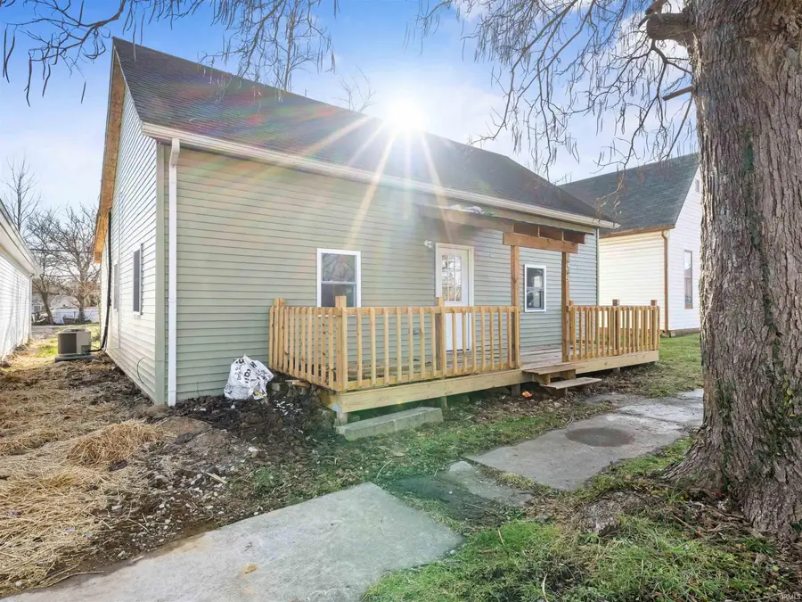 612 W Frank Street, Mitchell, IN 47446 - Image #3