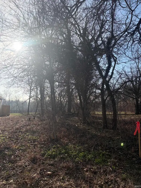 826 Emily Street, Michigan City, IN 46360