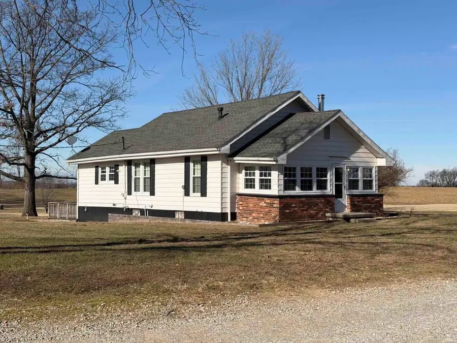 8897 S 1075 W Road, Owensville, IN 47665 - Image #3