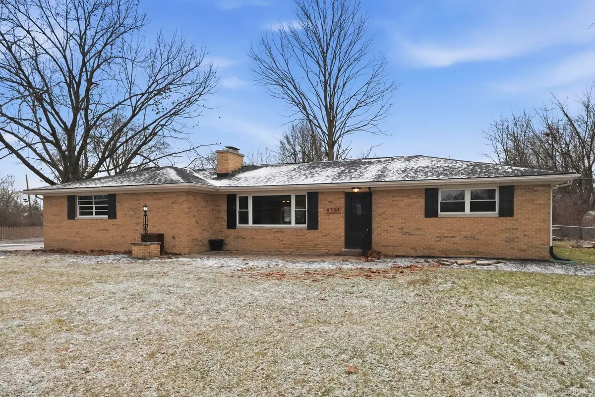 4734 Willowbrook Drive, Fort Wayne, IN 46835 - Image #1