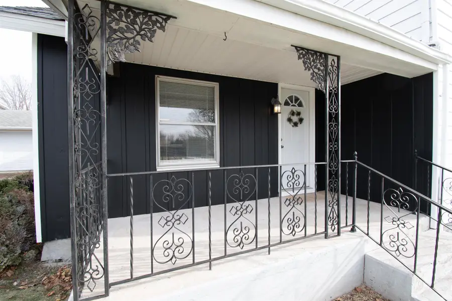 915 Hawpatch Street, Lagrange, IN 46761 - Image #2