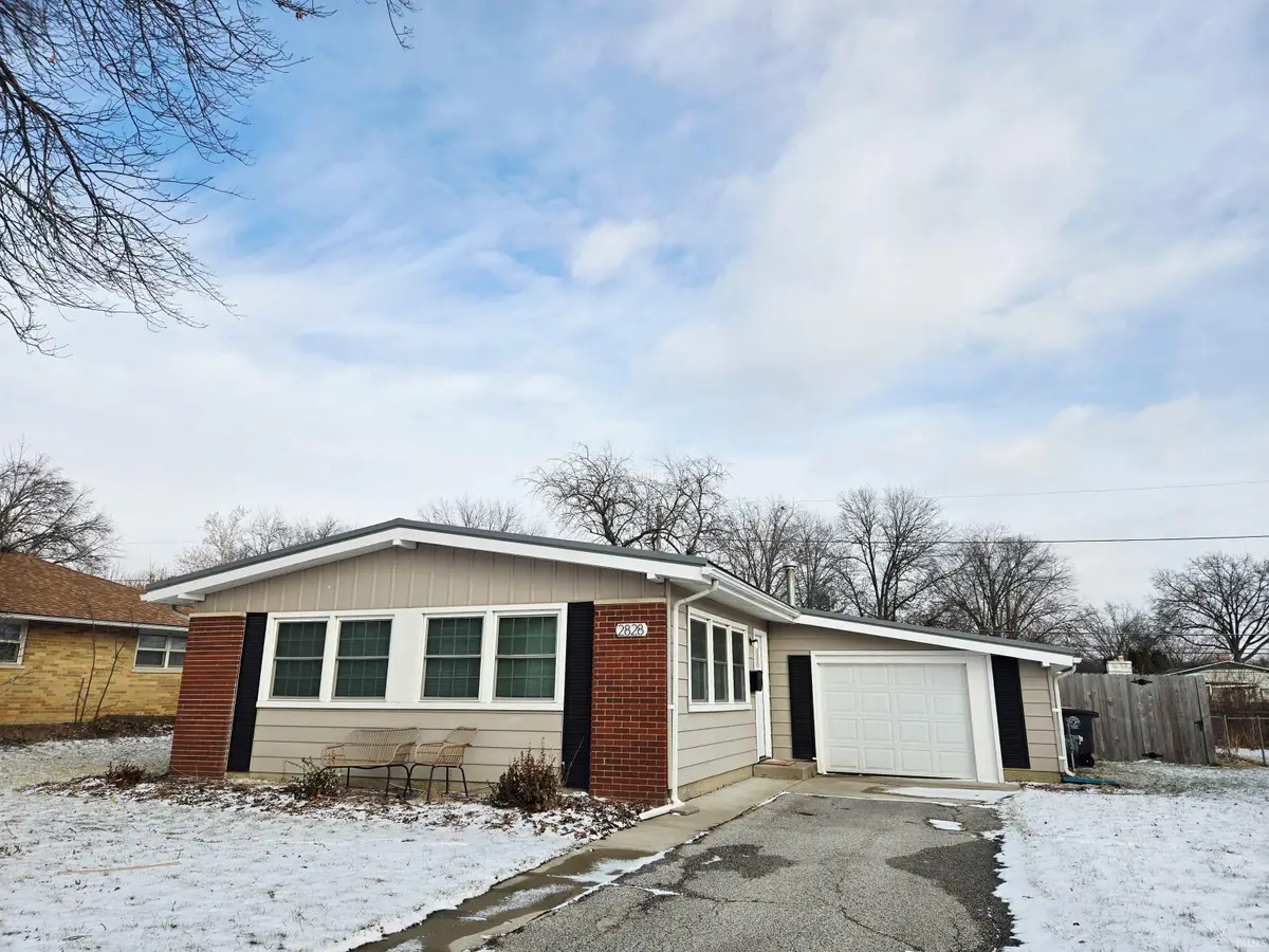 2828 Barnhart Avenue, Fort Wayne, IN 46805 - Image #1