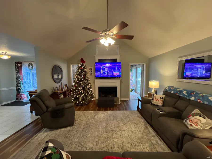 9022 Jillian Court, Evansville, IN 47712 - Image #2