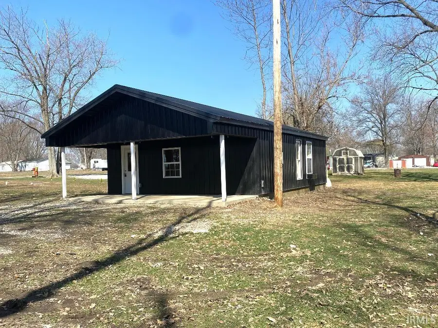 956 SW C Street, Linton, IN 47441 - Image #3