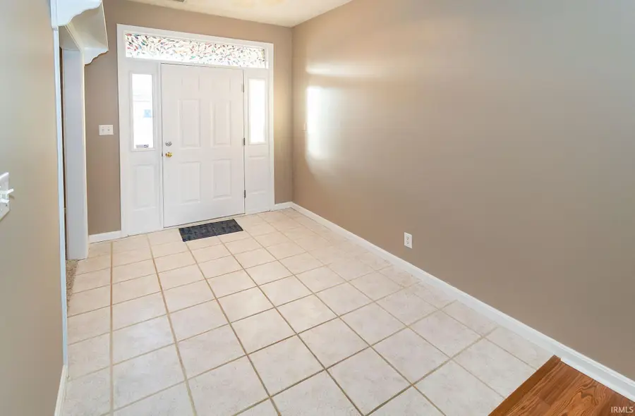 3800 Canterbury Court, Newburgh, IN 47630 - Image #3