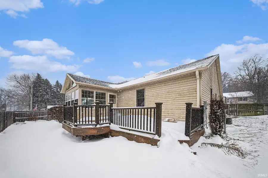 512 Autumn Court, Mishawaka, IN 46544 - Image #2