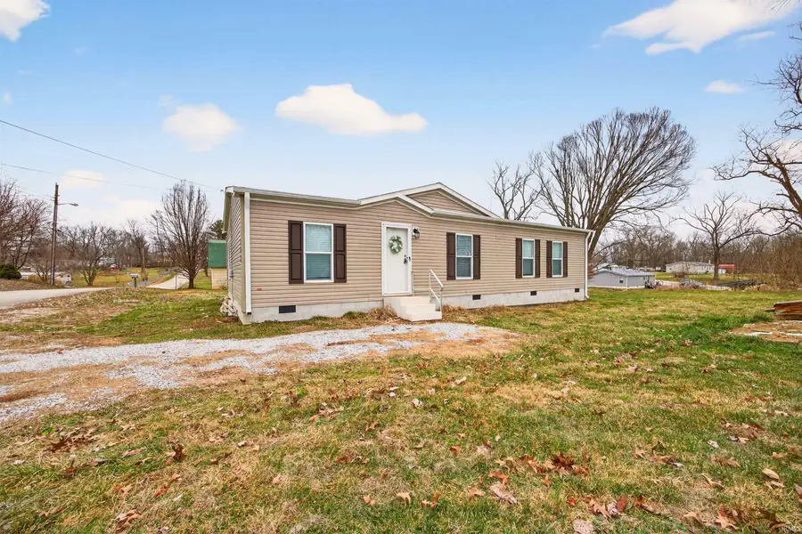 142 Heartland Street, Bedford, IN 47421 - Image #2