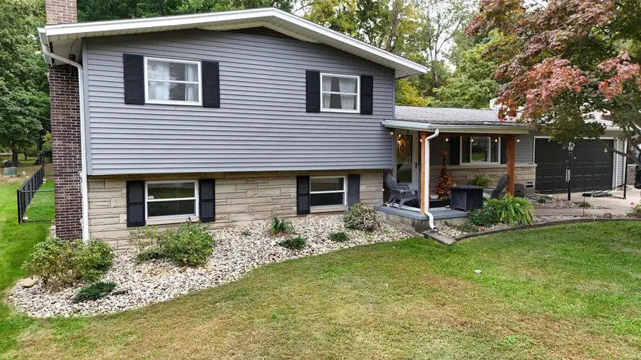 334 Knollwood Drive, Washington, IN 47501 - Image #3