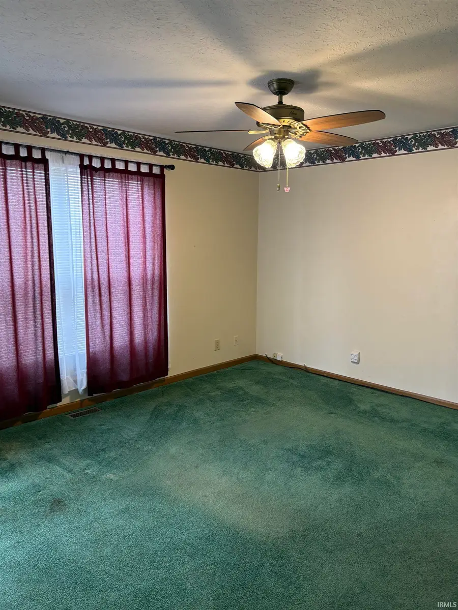 700 Mapleleaf Drive, Frankfort, IN 46041 - Image #3