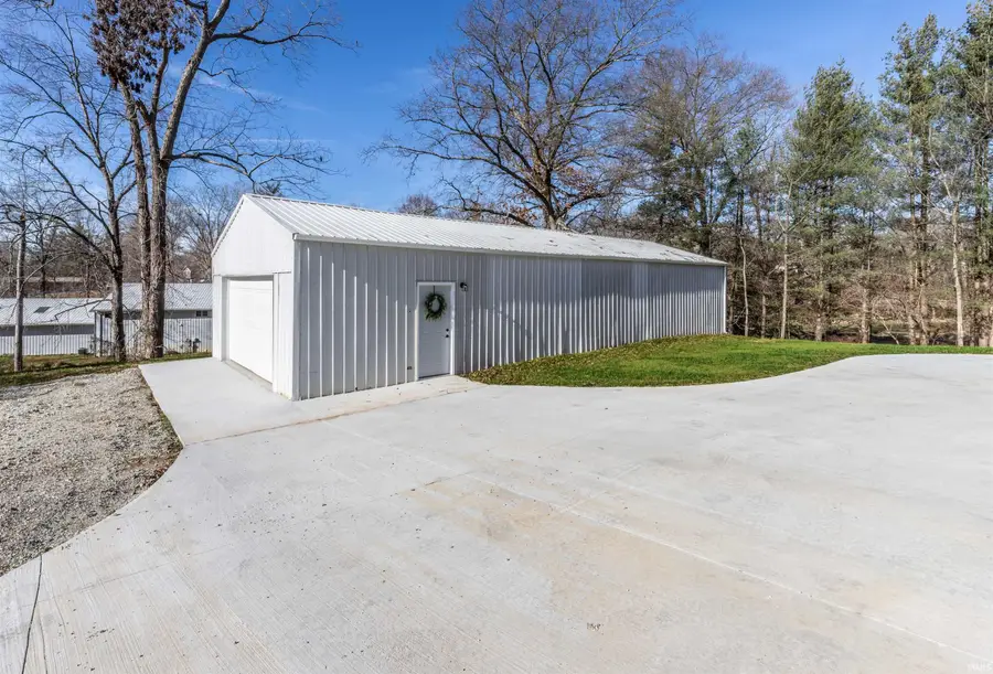 445 Hoing Road, Evansville, IN 47725 - Image #3