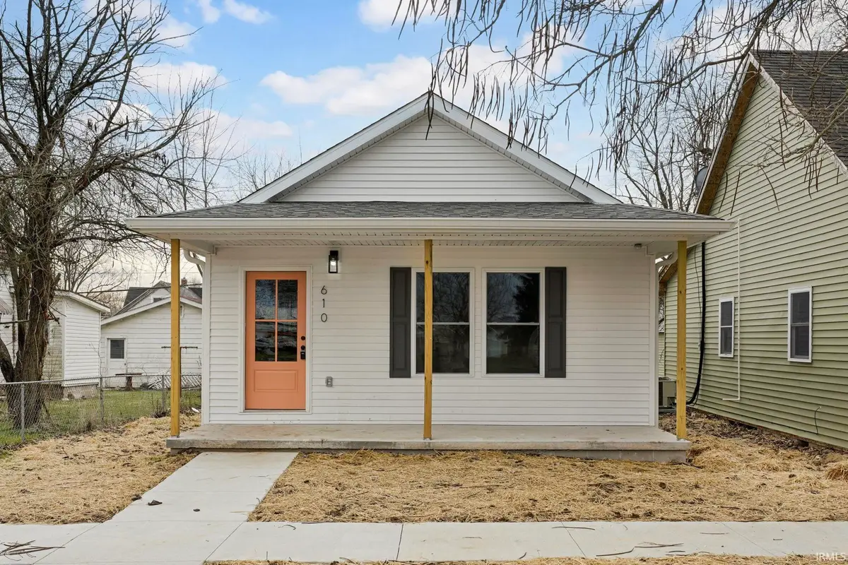 610 W Frank Street, Mitchell, IN 47446 - Image #1