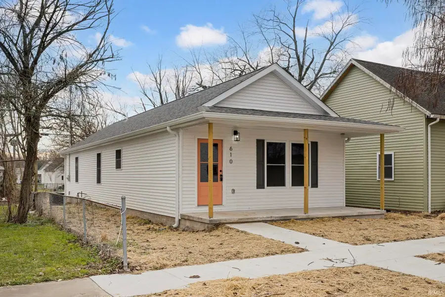 610 W Frank Street, Mitchell, IN 47446 - Image #3