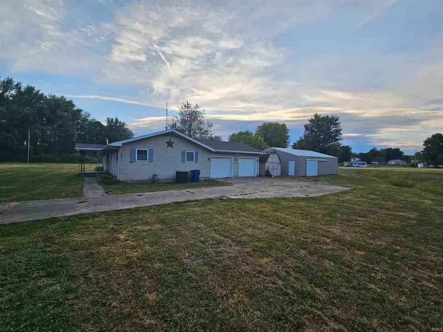 301 N Hickory Street, Oaktown, IN 47561 - Image #3