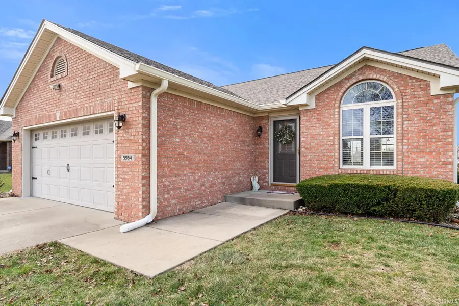 5964 Woodland Parks Court, Columbus, IN 47201 - Image #2