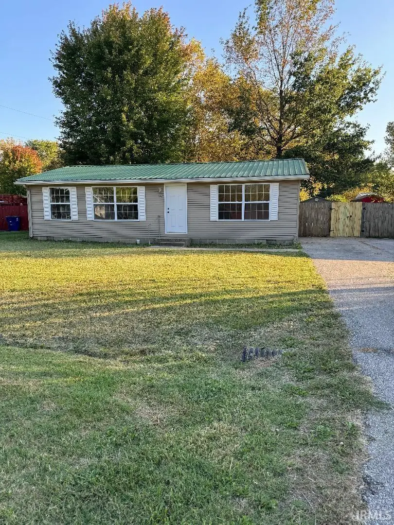 911 E Kentucky Street, Princeton, IN 47670 - Image #3