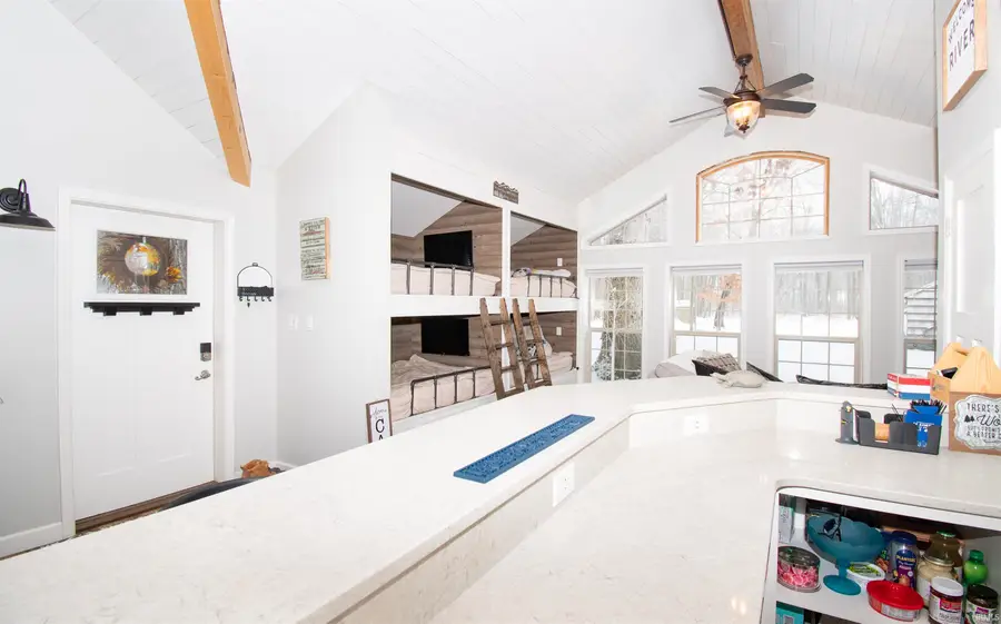 2008 E Riverside Drive, Warsaw, IN 46582 - Image #3