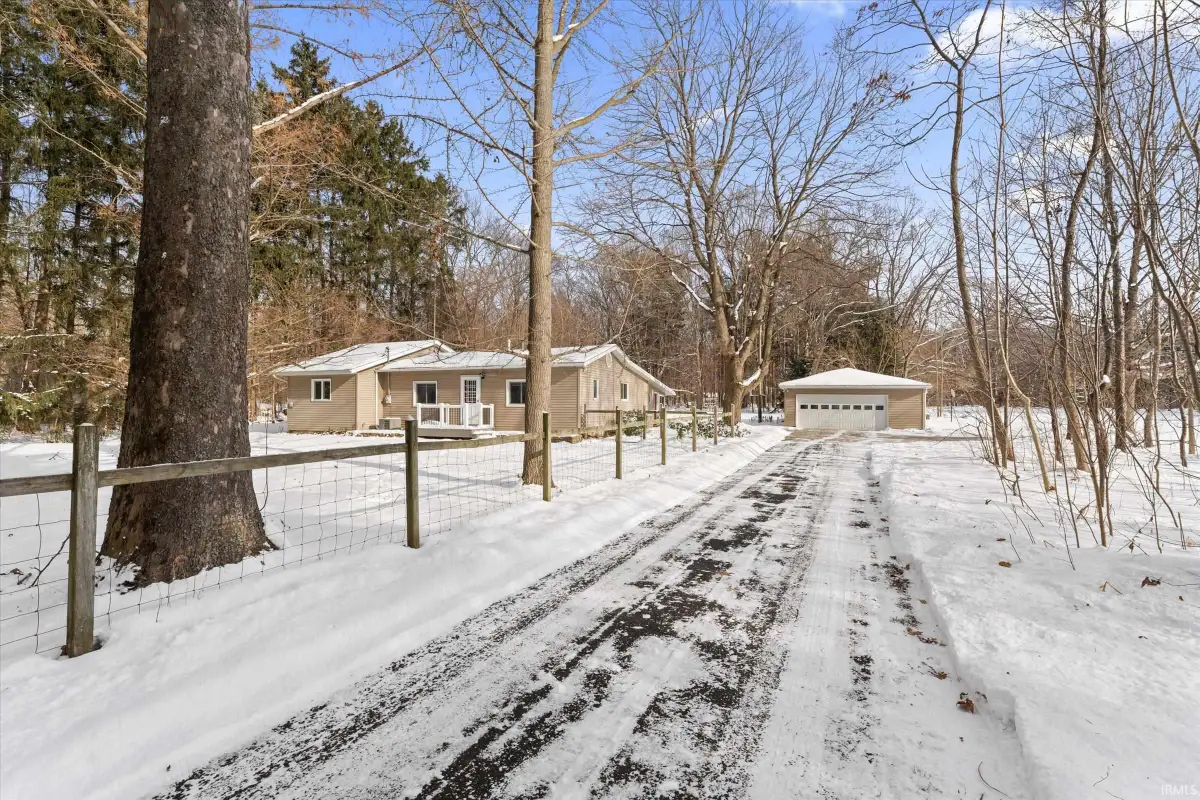 61786 Oak Road, South Bend, IN 46614 - Image #1