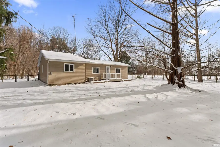 61786 Oak Road, South Bend, IN 46614 - Image #2