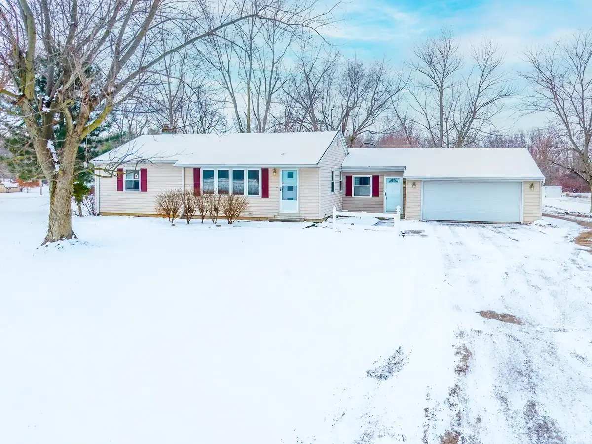 10630 Marion Center Road, Fort Wayne, IN 46816 - Image #1