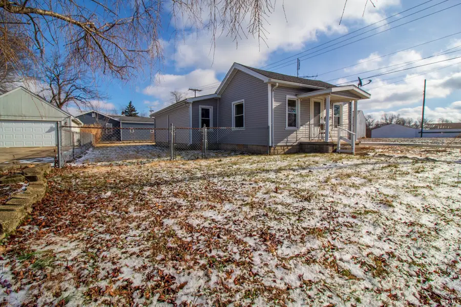 2512 S Walnut Street, Yorktown, IN 47396 - Image #3