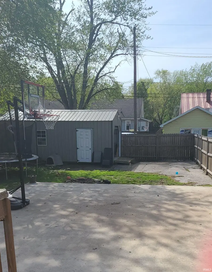 21 N West Street, Sullivan, IN 47882 - Image #2