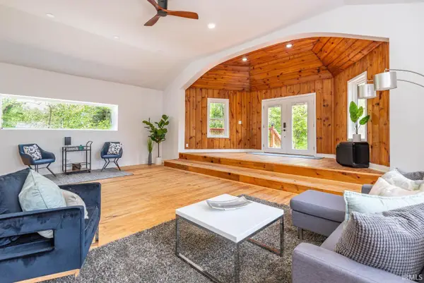 7425 S Harmony Road, Bloomington, IN 47403