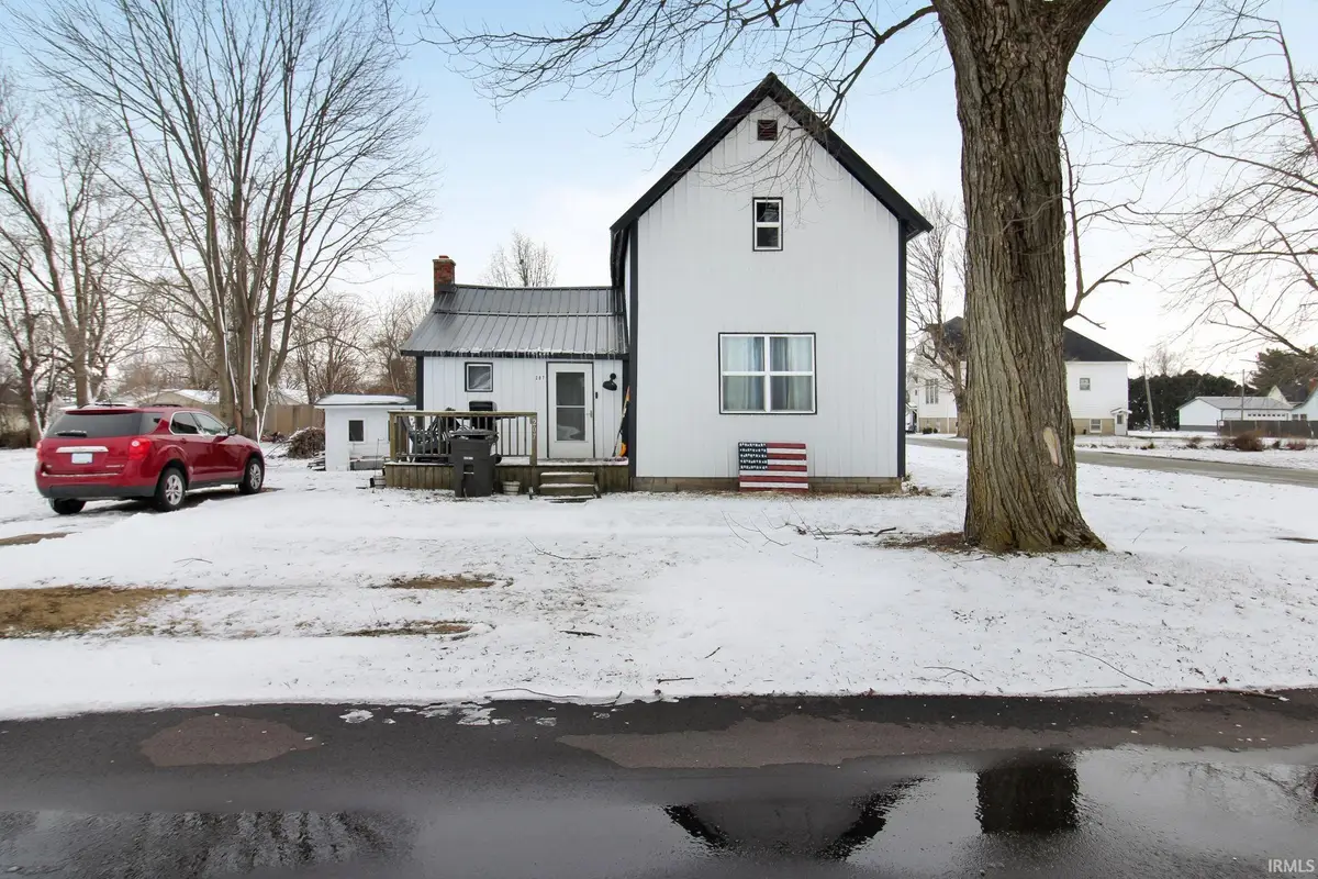 207 W Washington Street, Kempton, IN 46049 - Image #1