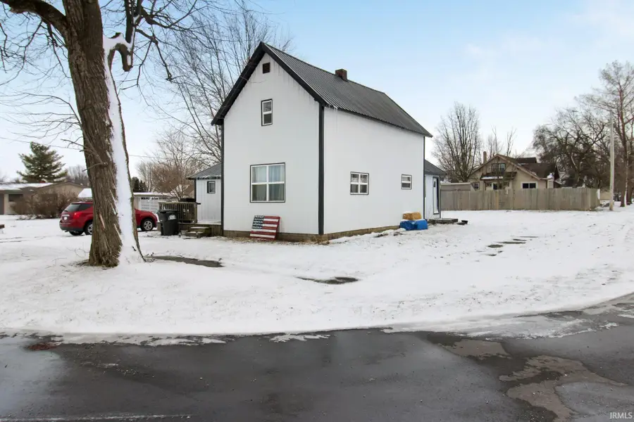 207 W Washington Street, Kempton, IN 46049 - Image #2