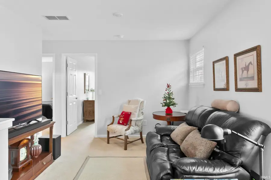 915 Keenan Court, South Bend, IN 46615 - Image #3