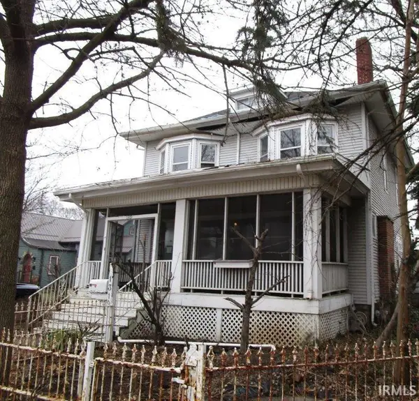 1319 E Center Street, Warsaw, IN 46580