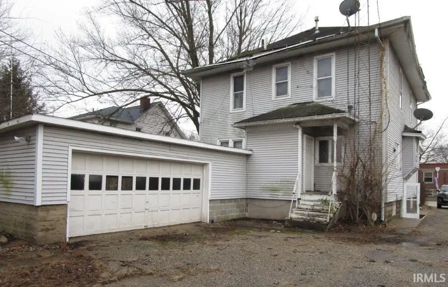 1319 E Center Street, Warsaw, IN 46580 - Image #2
