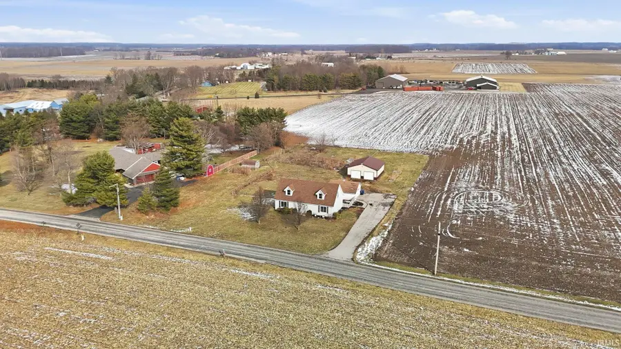 6307 N 500 E Road, Roanoke, IN 46783 - Image #2