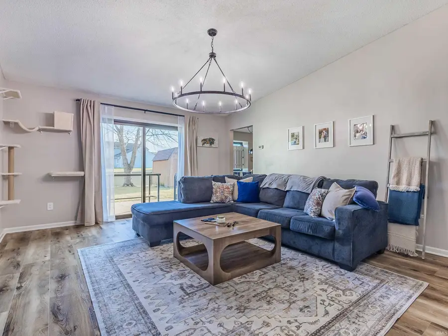 6810 Hunters Glen Drive, Fort Wayne, IN 46835 - Image #2