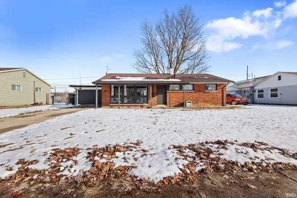 924 Whitehall Drive, South Bend, IN 46615