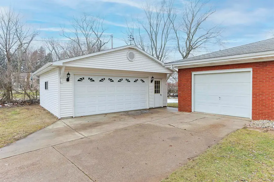 23133 Brick Road, South Bend, IN 46628 - Image #3