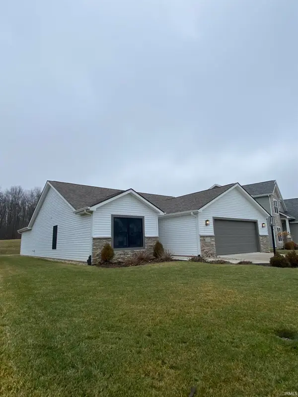 13635 Copper Strike Pass, Fort Wayne, IN 46845