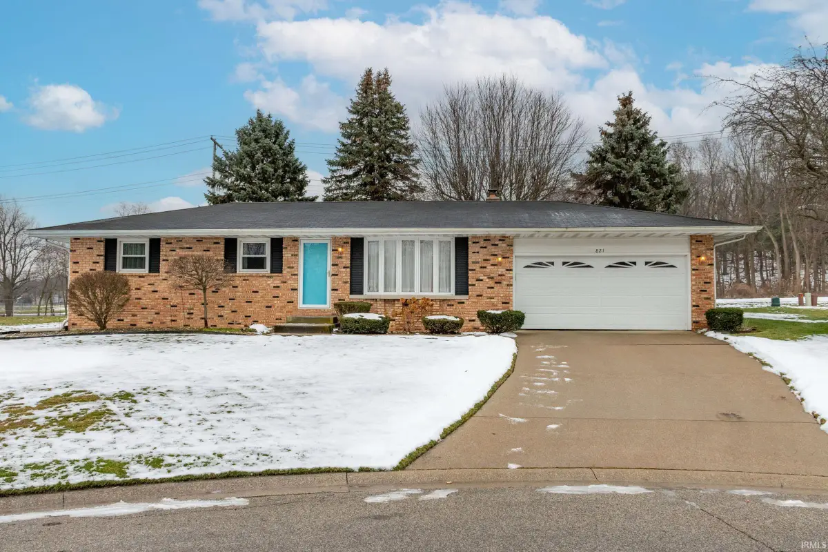 821 Greenmount Court, Mishawaka, IN 46544 - Image #1